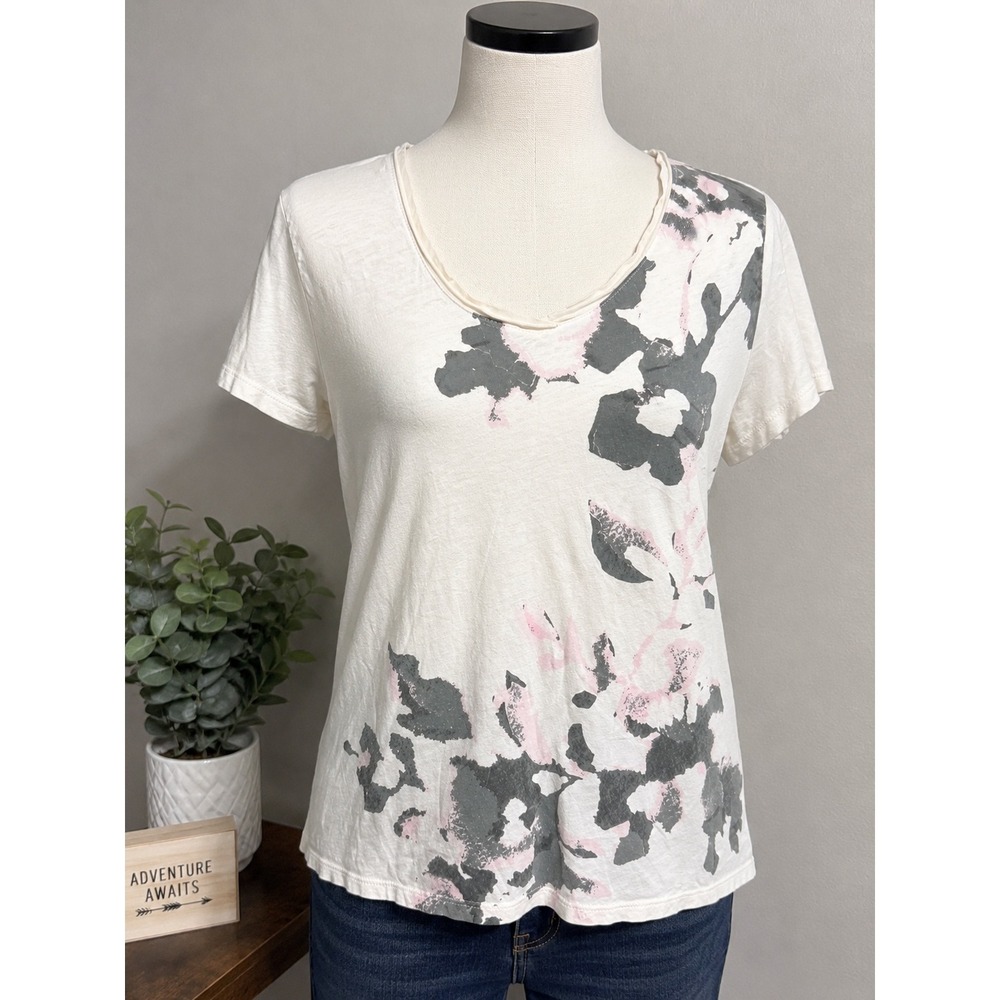 Eddie Bauer Women's XL Floral Graphic T Shirt White Pink Gray Short Sleeve